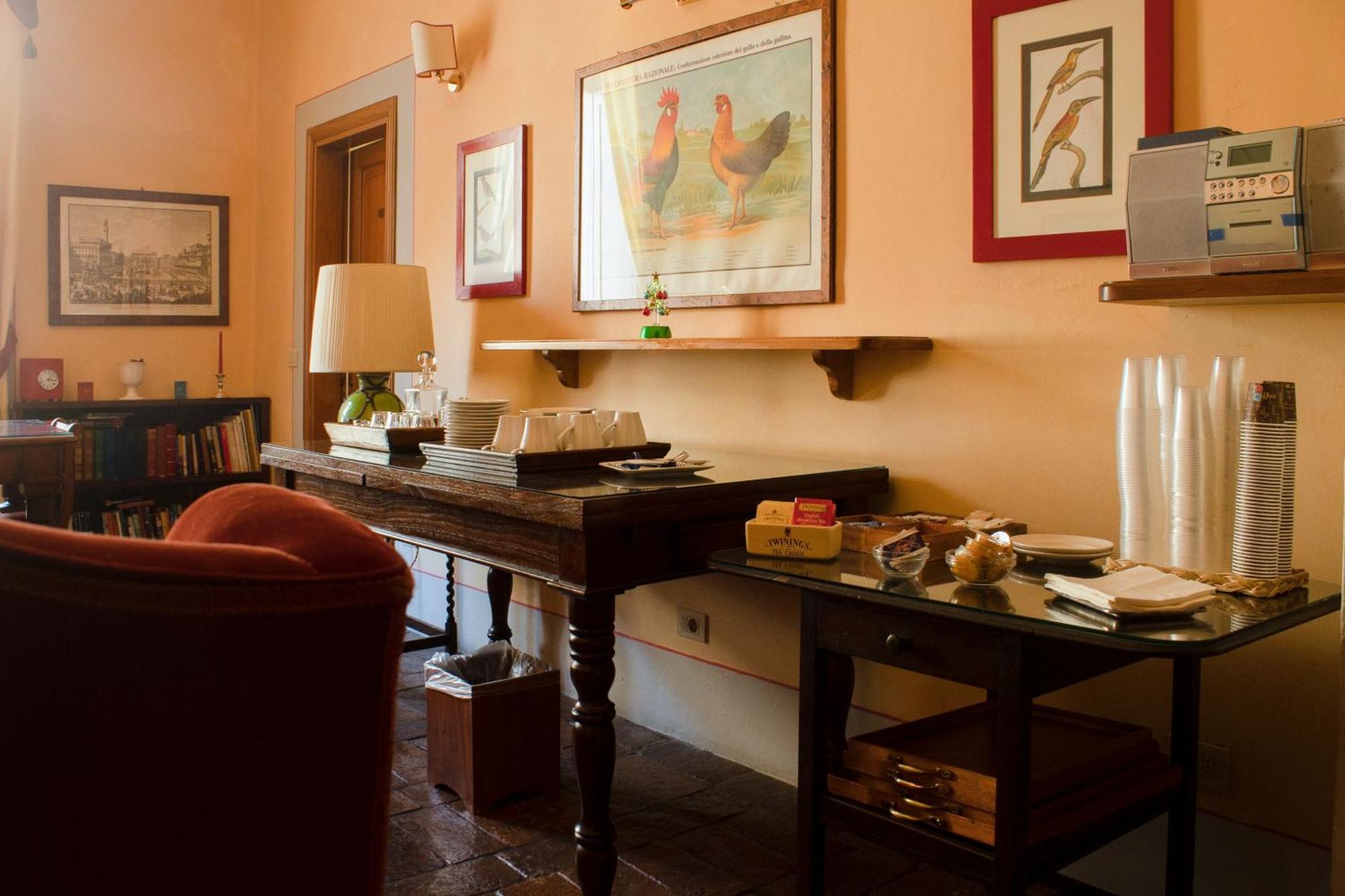 Antica Dimora Firenze Bed & Breakfast Bagian luar foto