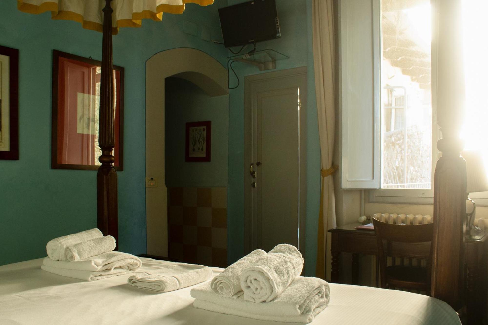 Antica Dimora Firenze Bed & Breakfast Bagian luar foto
