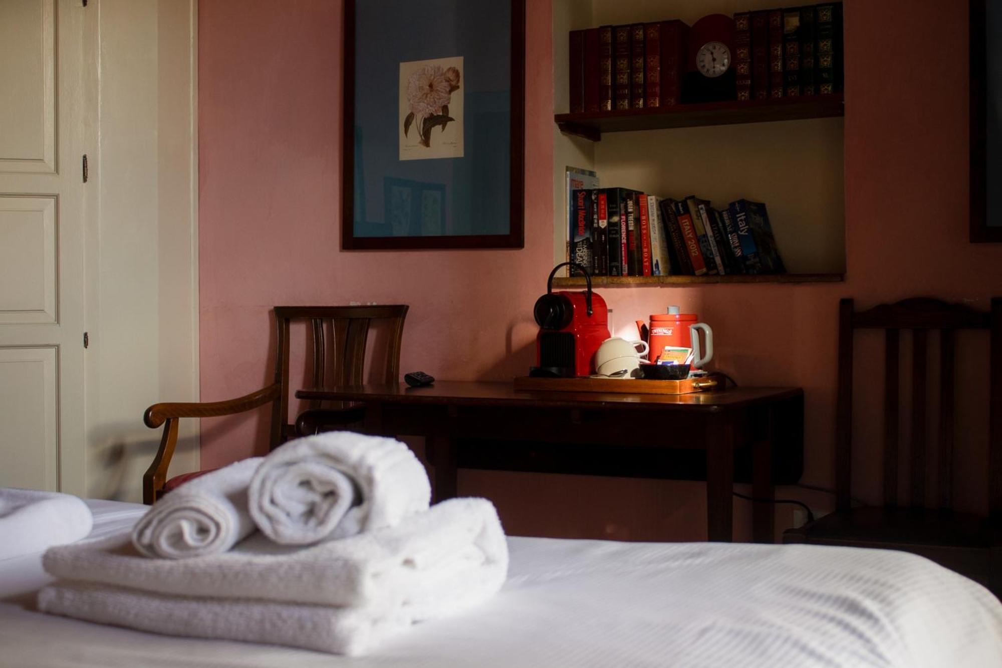 Antica Dimora Firenze Bed & Breakfast Bagian luar foto