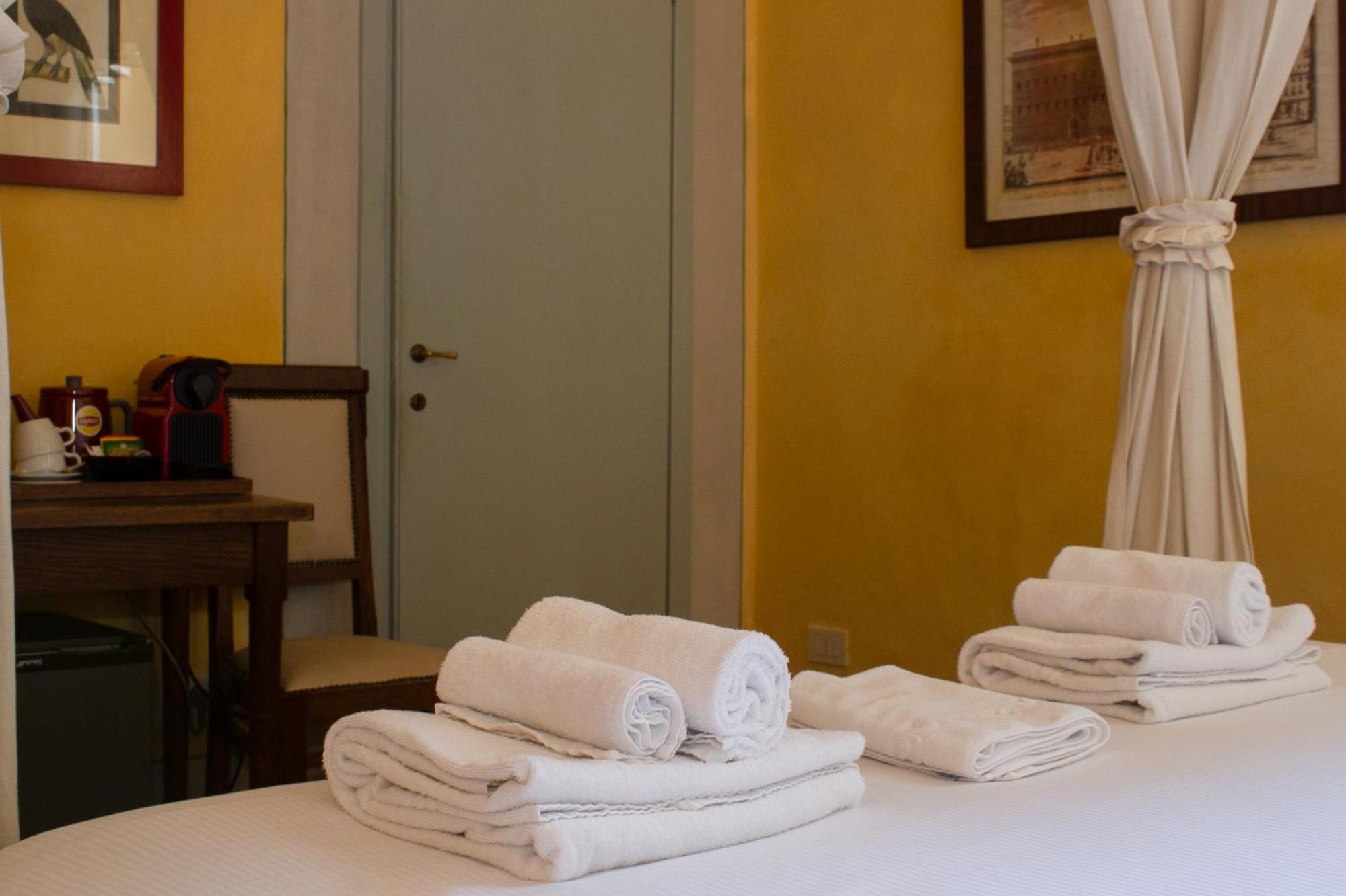 Antica Dimora Firenze Bed & Breakfast Bagian luar foto